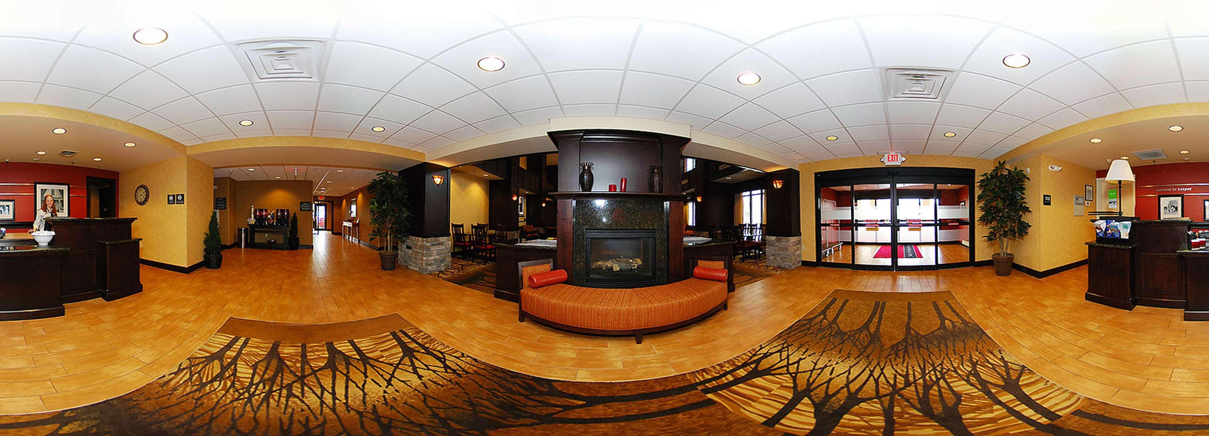 Hampton Inn&suites 3*